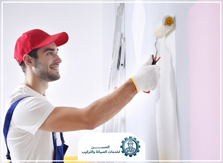 صباغ في دبي