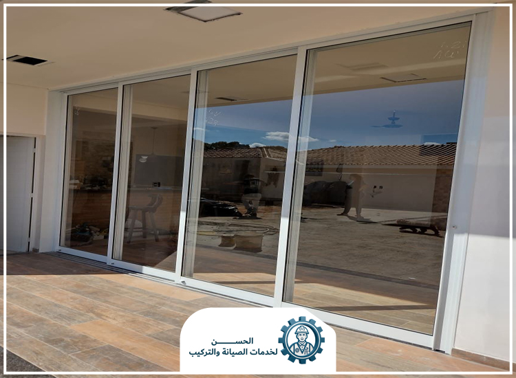 تصليح ابواب زجاج سيكوريت في الشارقة