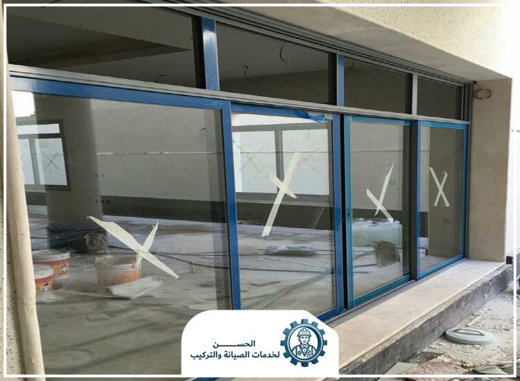 تصليح ابواب زجاج سيكوريت في الشارقة