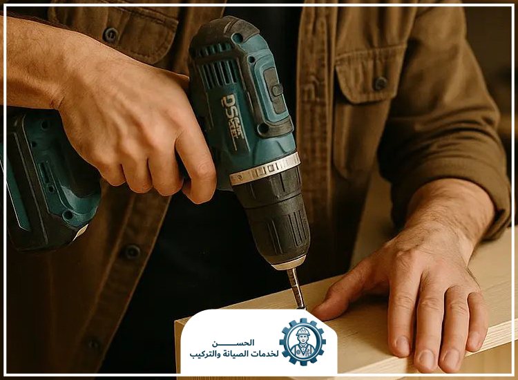 نجار في راس الخيمة